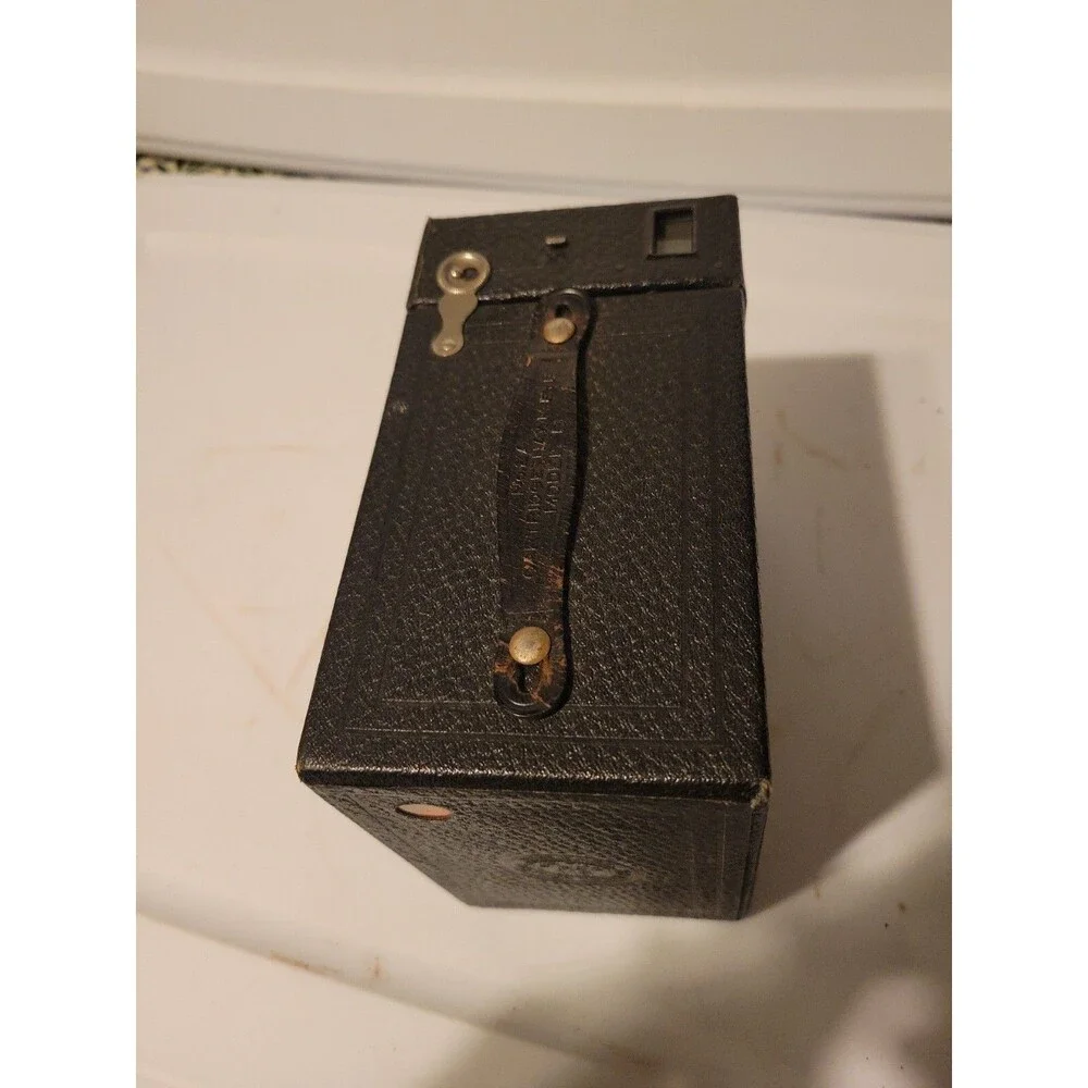 ANTIQUE KODAK NO. 2A CARTRIDGE HAWK-EYE, MODEL B 